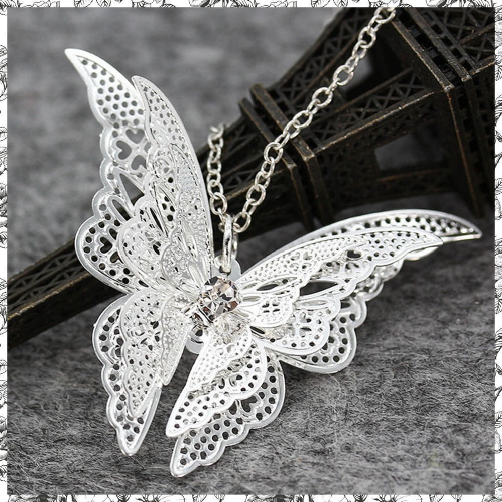 New Alluring 3D Silver Butterfly Pendant Necklace